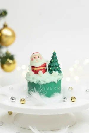 DiceandBerry Cute Santa Claus with Christmas Tree - Gifts for X mas, Christmas gift, Scented, Soy wax, Gifting, Birthday Gift, Decorative Candle, Gifts for him and her, handmade gift
